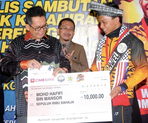TR07_03082014_SAMBUT_HAFIFI