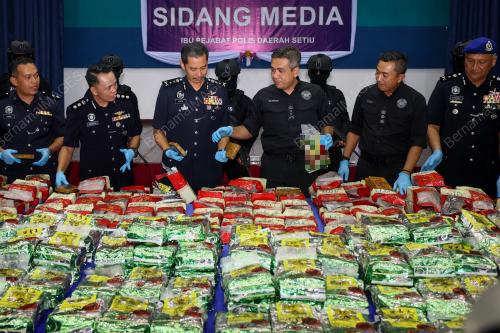 DCP MAT ZANI@MOHD SALAHUDDIN CHE ALI