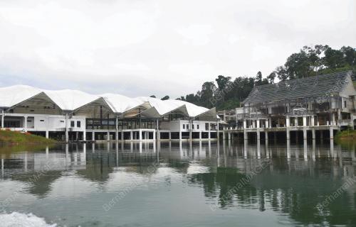 PUSAT BEBAS CUKAI PULAU BAYAS