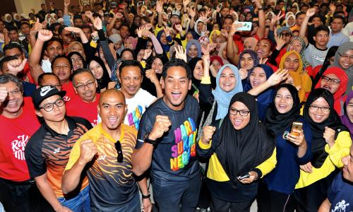 TR07_06102016_KHAIRY_JELAJAH