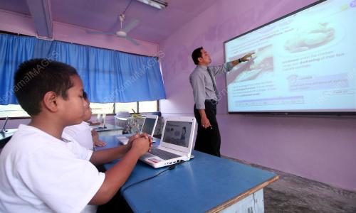 TR07_09022011_KELAS_MAYA