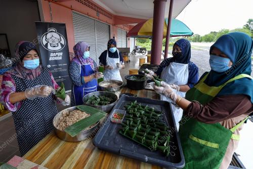 WAN SABARIAH WAN ISMAIL