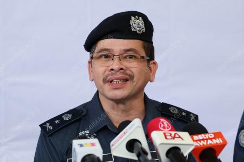 MOHD NADZRI ARIFFIN