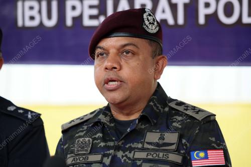DATUK SERI AYOB KHAN MYDIN PITCHAY