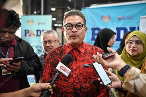 PELANCARAN HARU PADU BERSAMA PENJAWAT AWAM