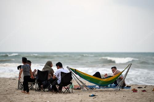 TINJAUAN PANTAI BATU BUROK