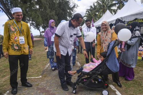 DATUK SERI DR AHMAD SAMSURI MOKTHAR