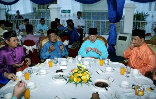 ABDULLAH AHMAD BADAWI