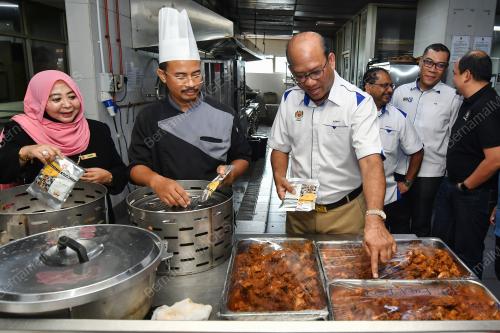 DATUK AZMAN MOHD YUSOF