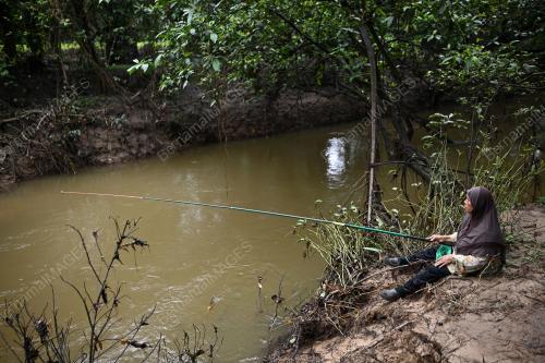 WARGA_MEMANCING