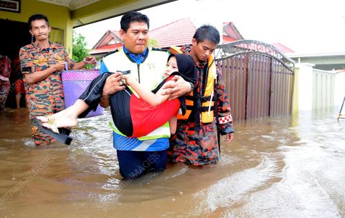 TR07_19112014_BANJIR