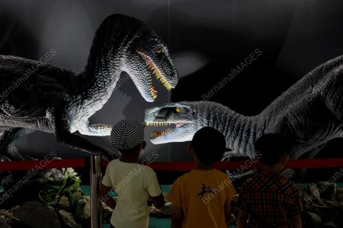 PAMERAN ALAM HAIWAN