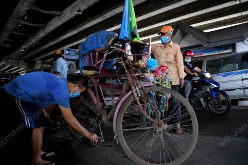 PENARIK BECA TERENGGANU
