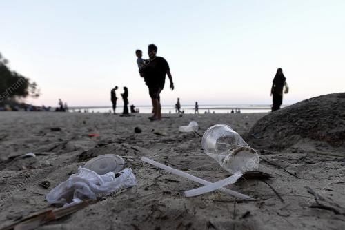TR07_23062018_PANTAI_SAMPAH
