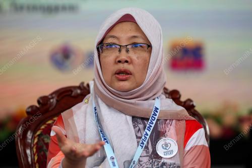 DR ZALIHA MUSTAFA