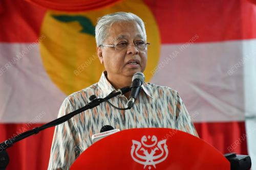 DATUK SERI ISMAIL SABRI YAAKOB