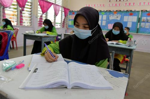 TERENGGANU: SESI PERSEKOLAHAN BERMULA HARI INI