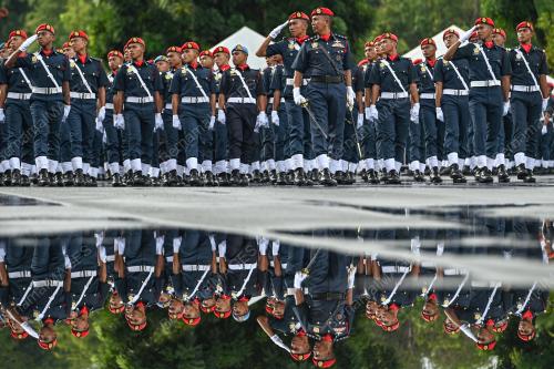 TAMAT LATIHAN KEBOMBAAN