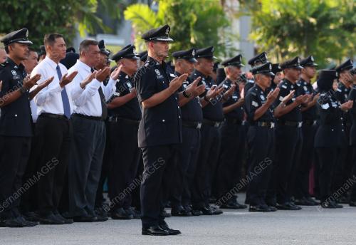 DATUK MAZLI MAZLAN