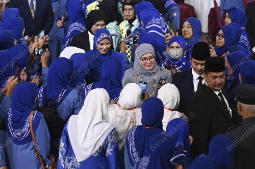 TUNKU HAJAH AZIZAH AMINAH MAIMUNAH ISKANDARIAH
