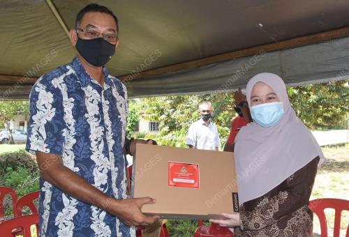 DATUK ROSOL WAHID