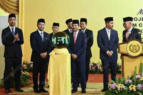 SULTAN MIZAN ZAINAL ABIDIN