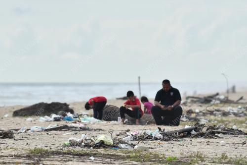 PANTAI_SAMPAH
