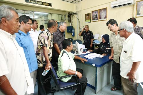 BANTAH BERSIH