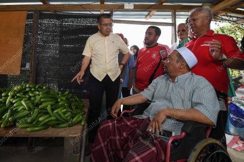 DATUK SERI SALAHUDDIN AYUB