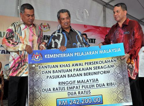 TR08_01032012_BERSAMA_RAKYAT