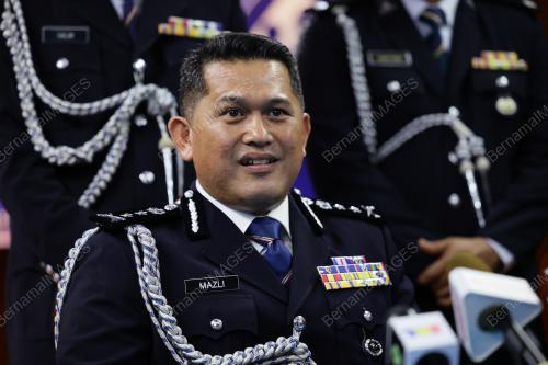 DATUK MAZLI MAZLAN