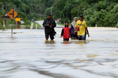BANJIR TERENGGANU: KEMAMAN