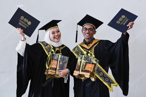 KONVOKESYEN UNIVERSITI SULTAN MIZAN ZAINAL ABIDIN