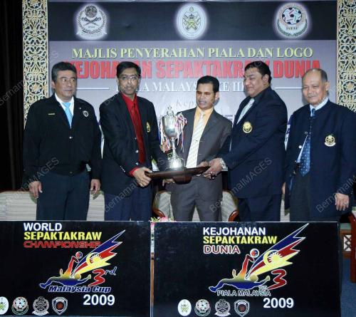 KEJOHANAN SEPAK TAKRAW DUNIA PIALA MALAYSIA