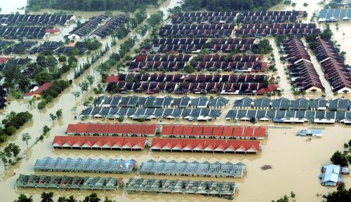 TR08_06122013_KEMAMAN_BANJIR