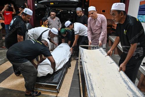 JENAZAH MANGSA KEPALA AIR