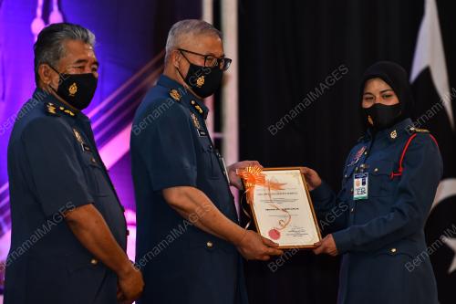 DATUK SERI MOHAMMAD HAMDAN WAHID