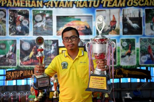AYAM RATU