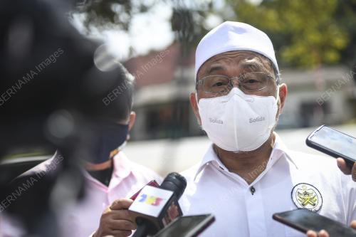 ALIAS RAZAK