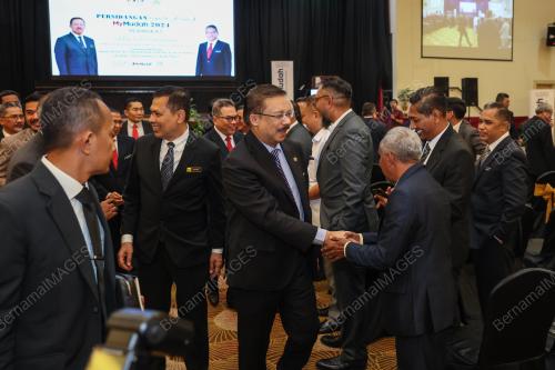 TAN SRI MOHD ZUKI ALI