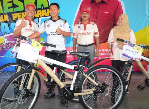 DATUK RUSLIN JUSOH