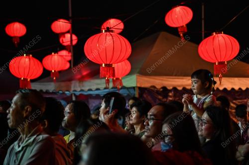 TANGLUNG TAHUN BARU CINA