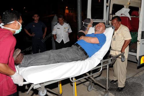 TR08_11122014_CEDERA_TERBAKAR