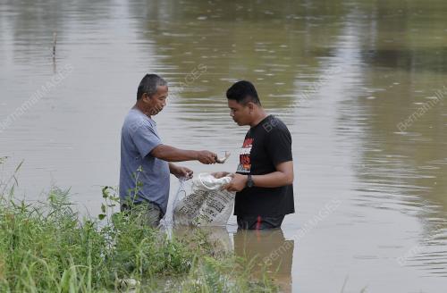 TR08_13122018_BANJIR_BN201808055000