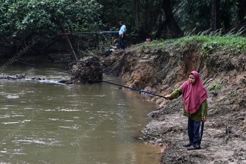 WARGA_MEMANCING