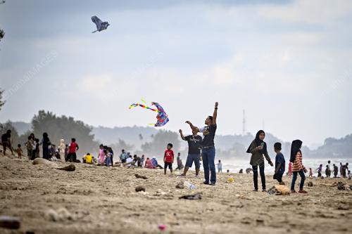 RIADAH PANTAI PULAU KEKABU
