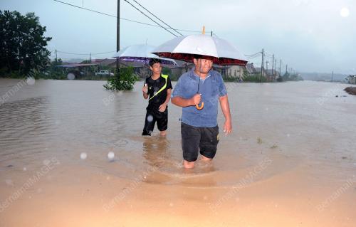 TR08_18112014_BANJIR