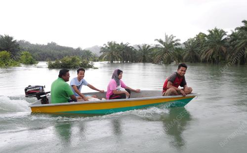 TR08_18122014_BANJIR