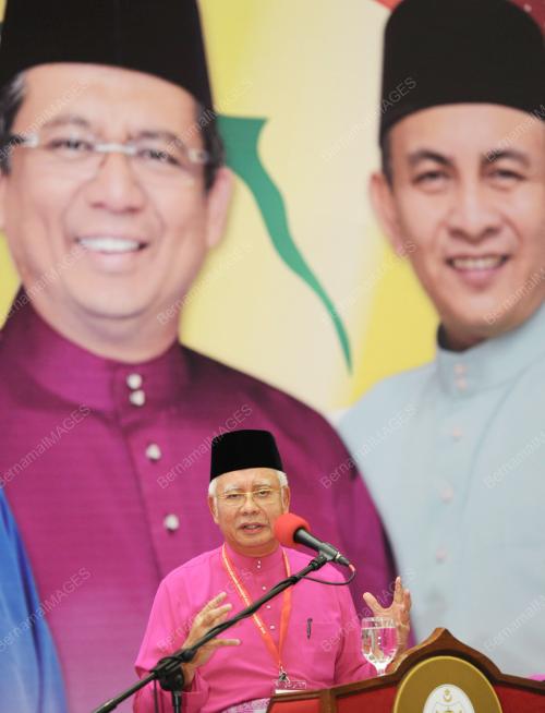 TR08_20082016_PM_UMNO
