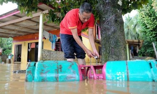 TR08_20122014_BANJIR